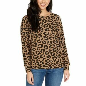 New Buffalo Women's Ultra Soft Leopard Print Cozy Pullover Top Sweater